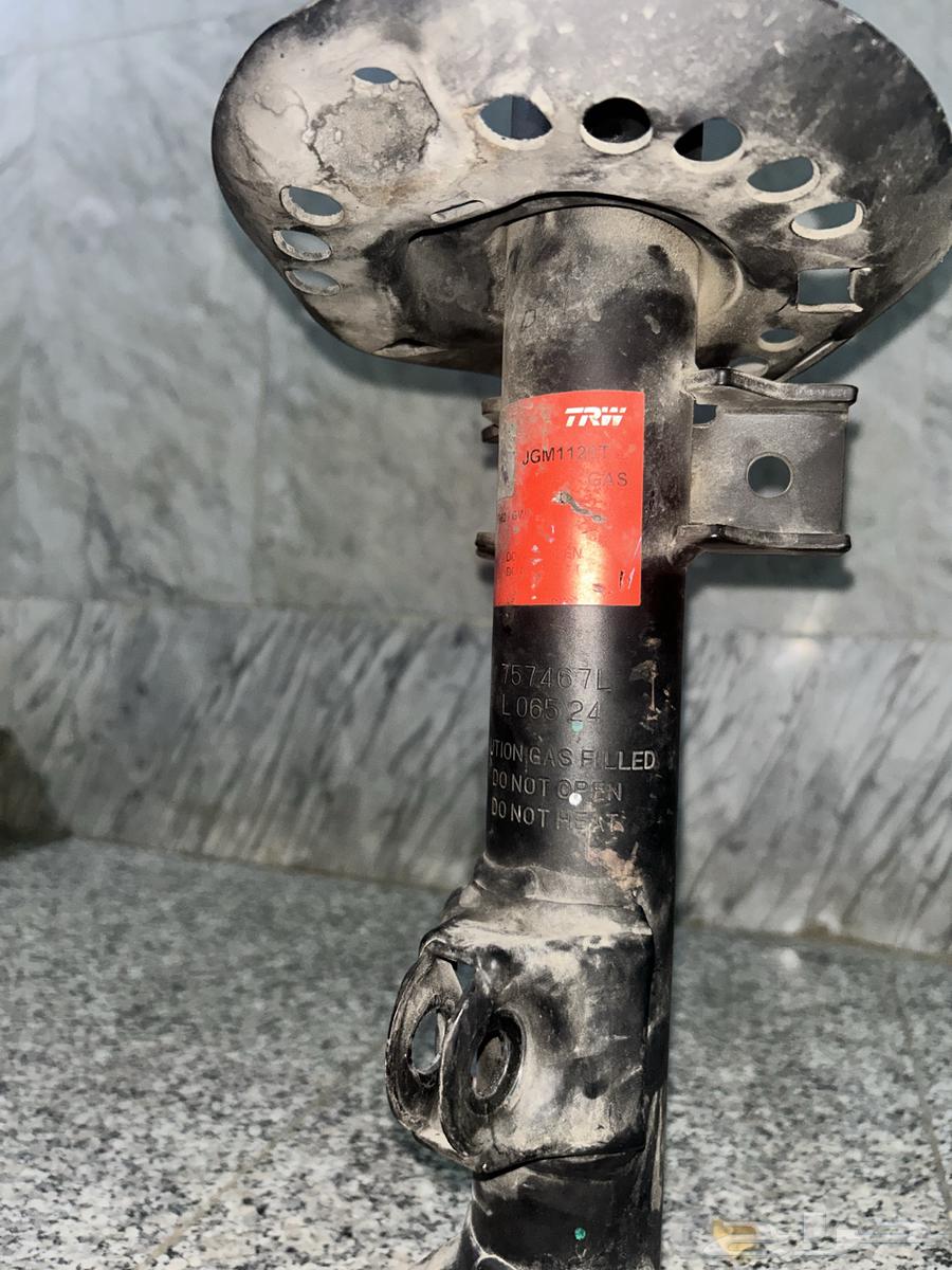 مساعدات مرسيدس امامية W212 W20464836728599425113