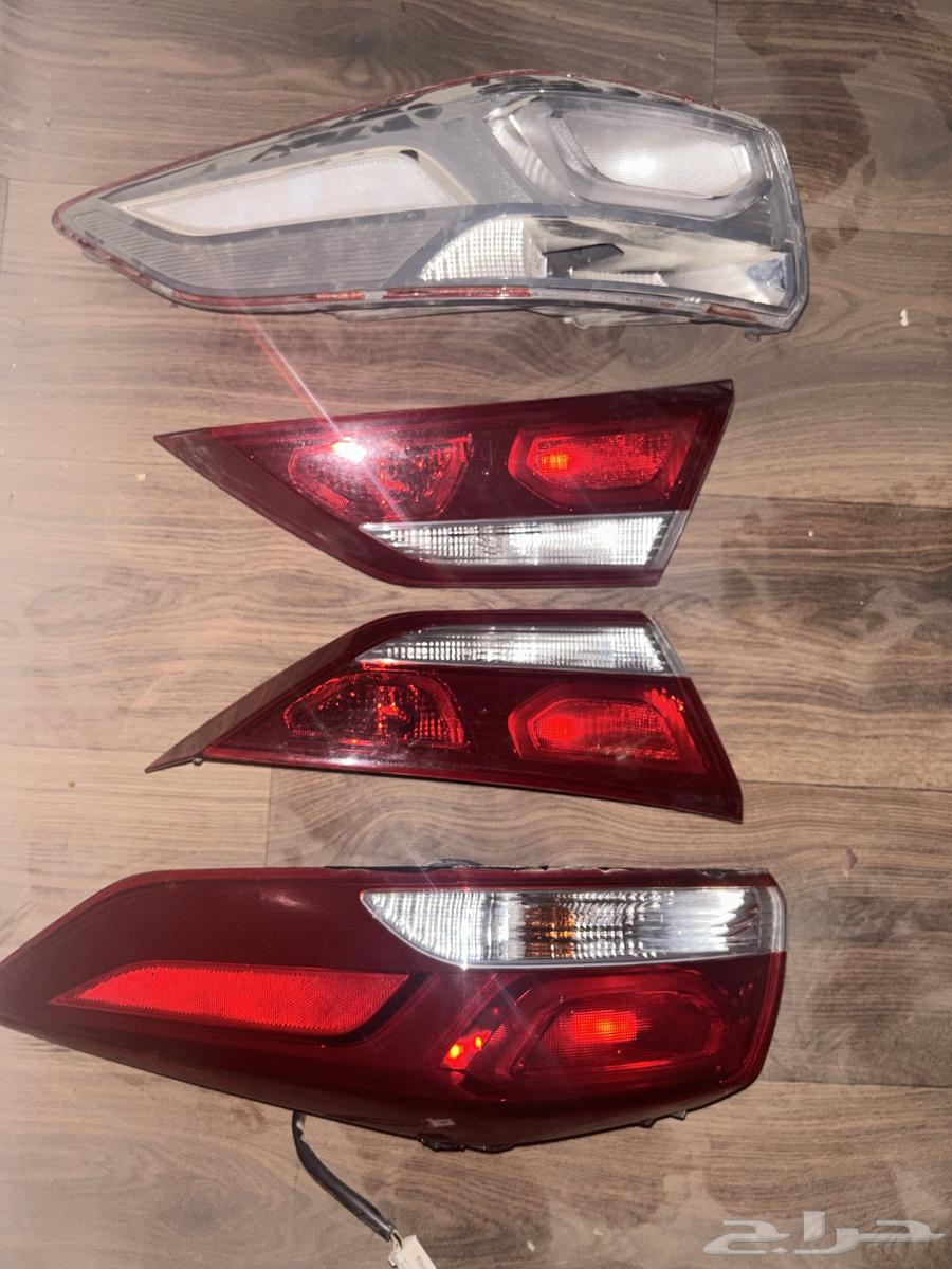 Original 2018 Hyundai Elantra Rear Bumpers, Agency-Brand New and Clean64836521828866114