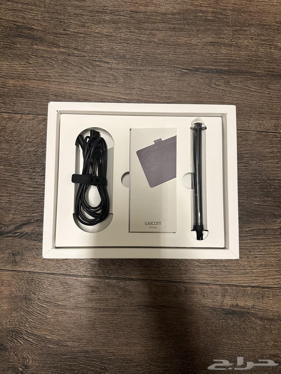 Wacom Intuos Wireless Drawing Tablet64626641865474114