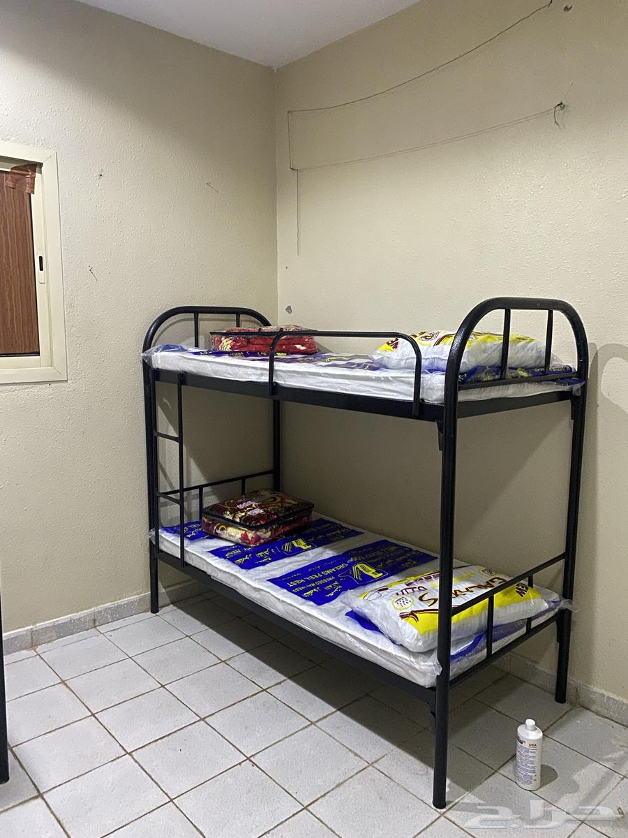 Single and double iron bunk beds, medical mattresses, blankets, pillows, iron wardrobe64413422865923110