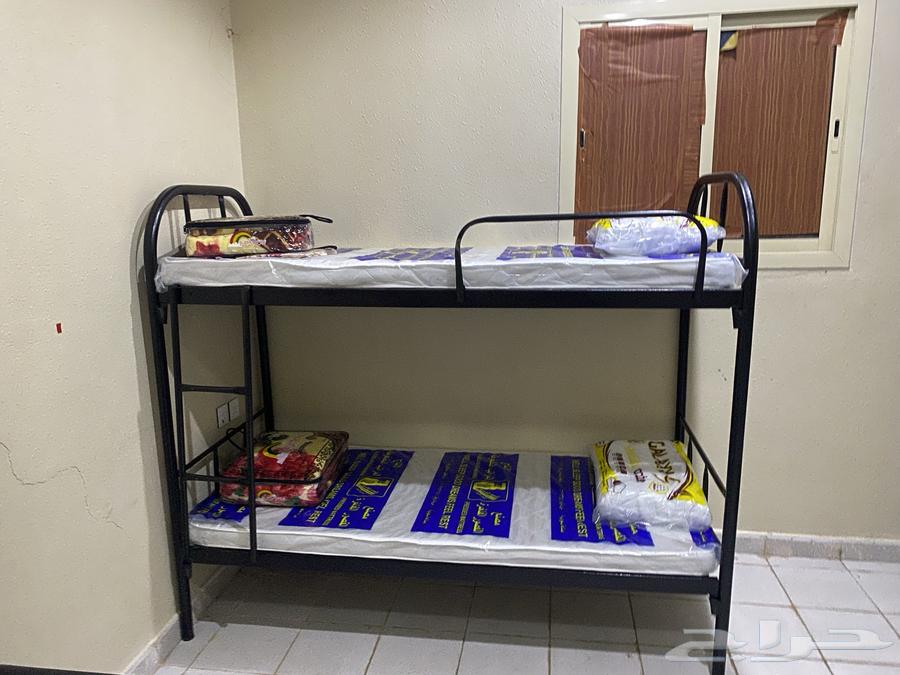 Single and double iron bunk beds, medical mattresses, blankets, pillows, iron wardrobe64413422865923111