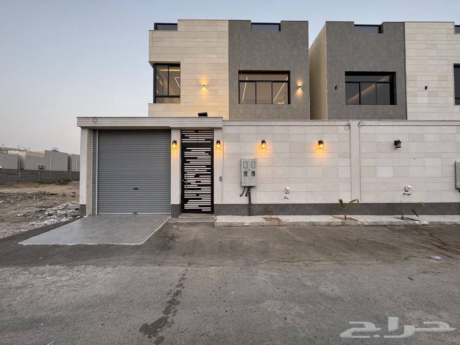 For sale, a duplex apartment building in the Crown Prince's layout with VIP finishing64148027377026110
