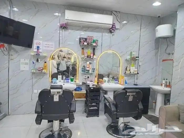 صالون حلاقة للتقبيل64148252628482111