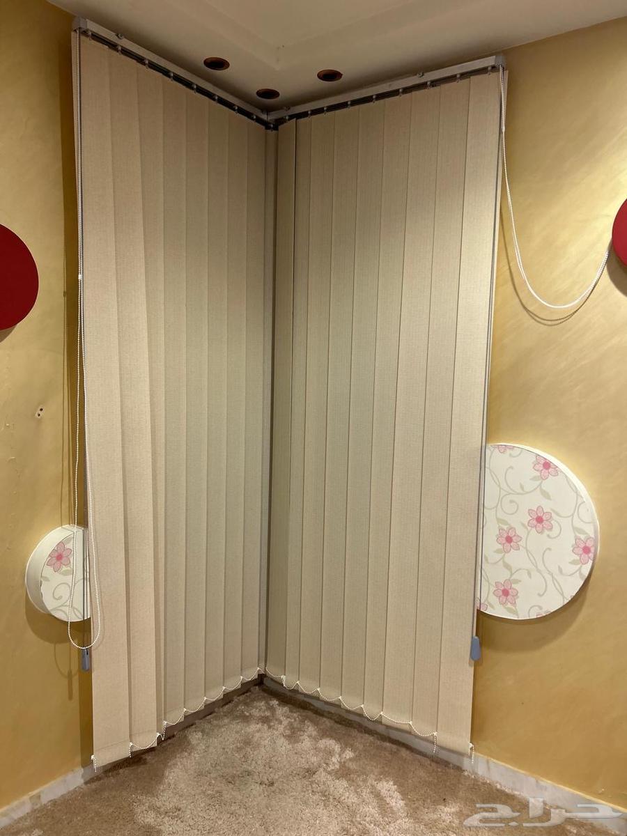 Clean wardrobe with corner cabinets..64567558748675111