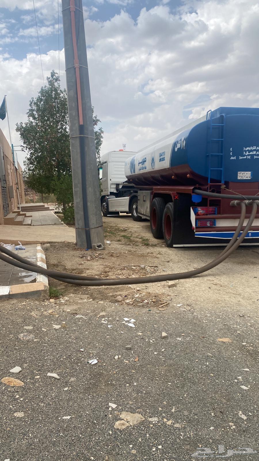 تريلة ماء   وايت ماء64163287543939110