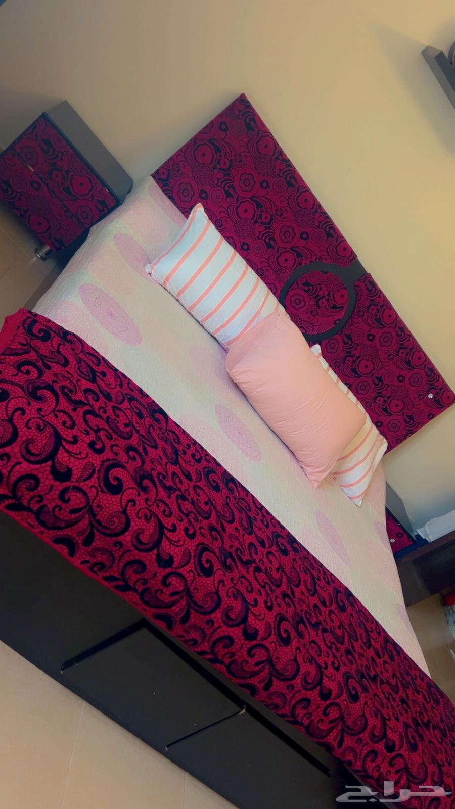 اثاث غرفة نوم للبيع بدون مرتبة مع سجادة64636746824067110