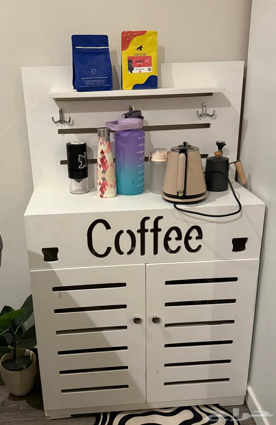 كنبه من ايكيا استخدام 5 سنين   كرسي هزاز   ركن كفي   دولاب64597863001729111