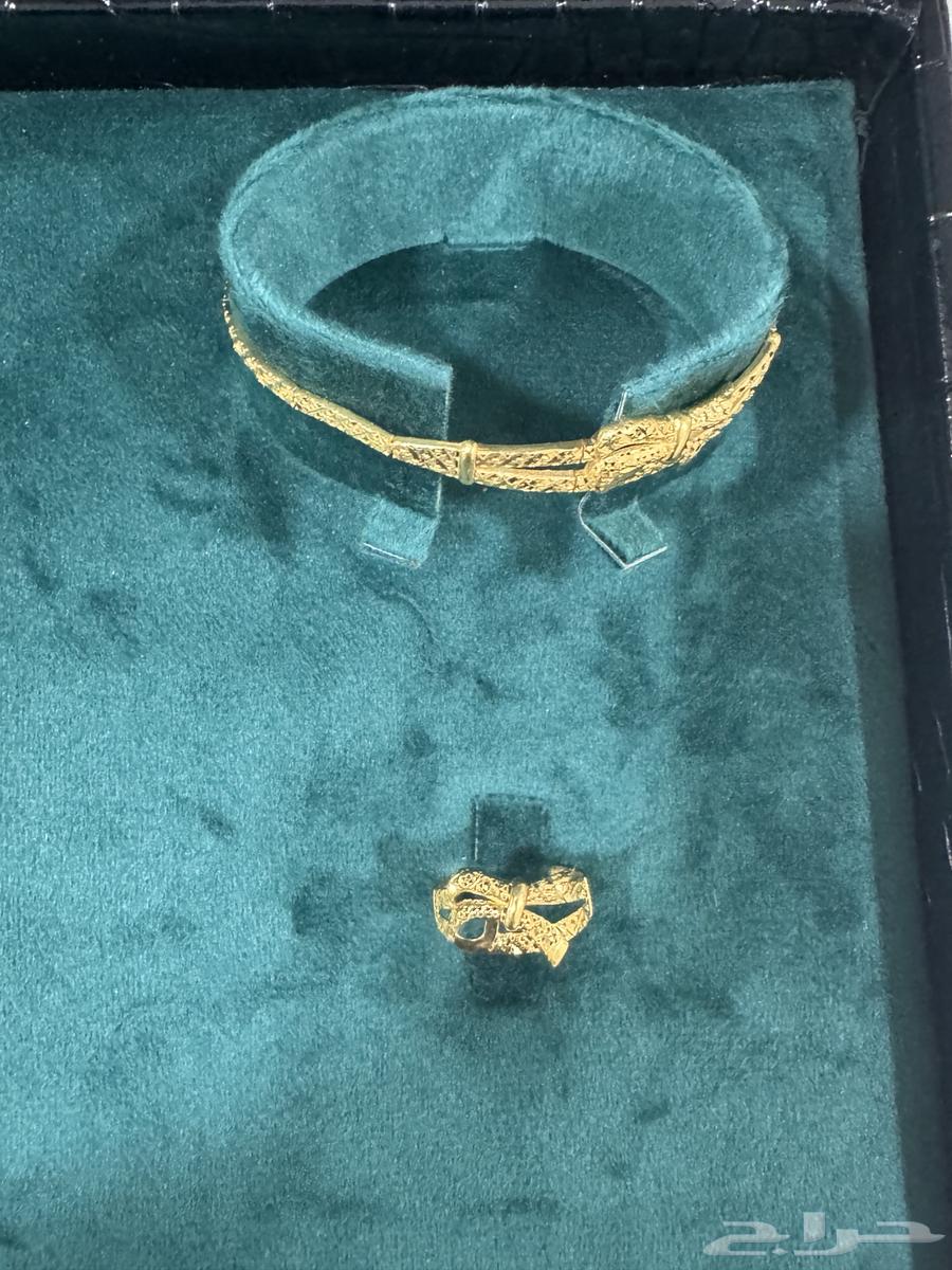 طقم كامل ذهب عيار 21 جديد غير مستخدم 24.18 قرام NEW64584715735681112