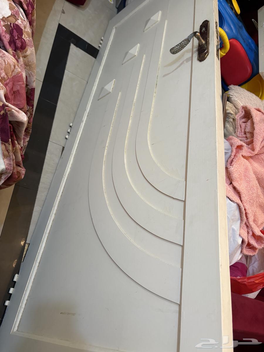 باب خشب للبيع ب 80 ريال64426510209793112