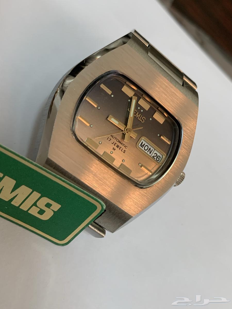 ساعات جيمس اليابانية مخزنة من 40 سنة64638808369539111