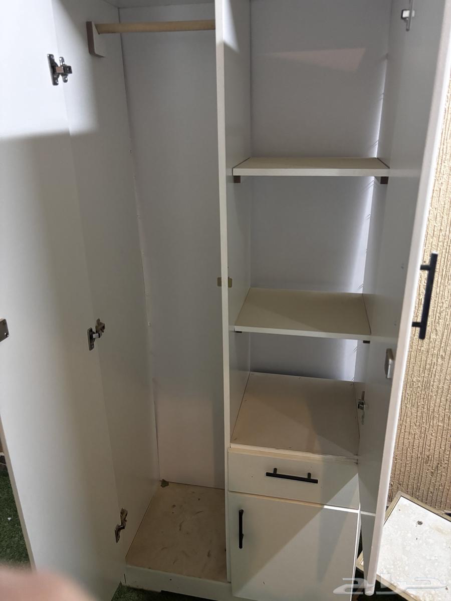 كنبه من ايكيا استخدام 5 سنين   كرسي هزاز   ركن كفي   دولاب64597863001729113