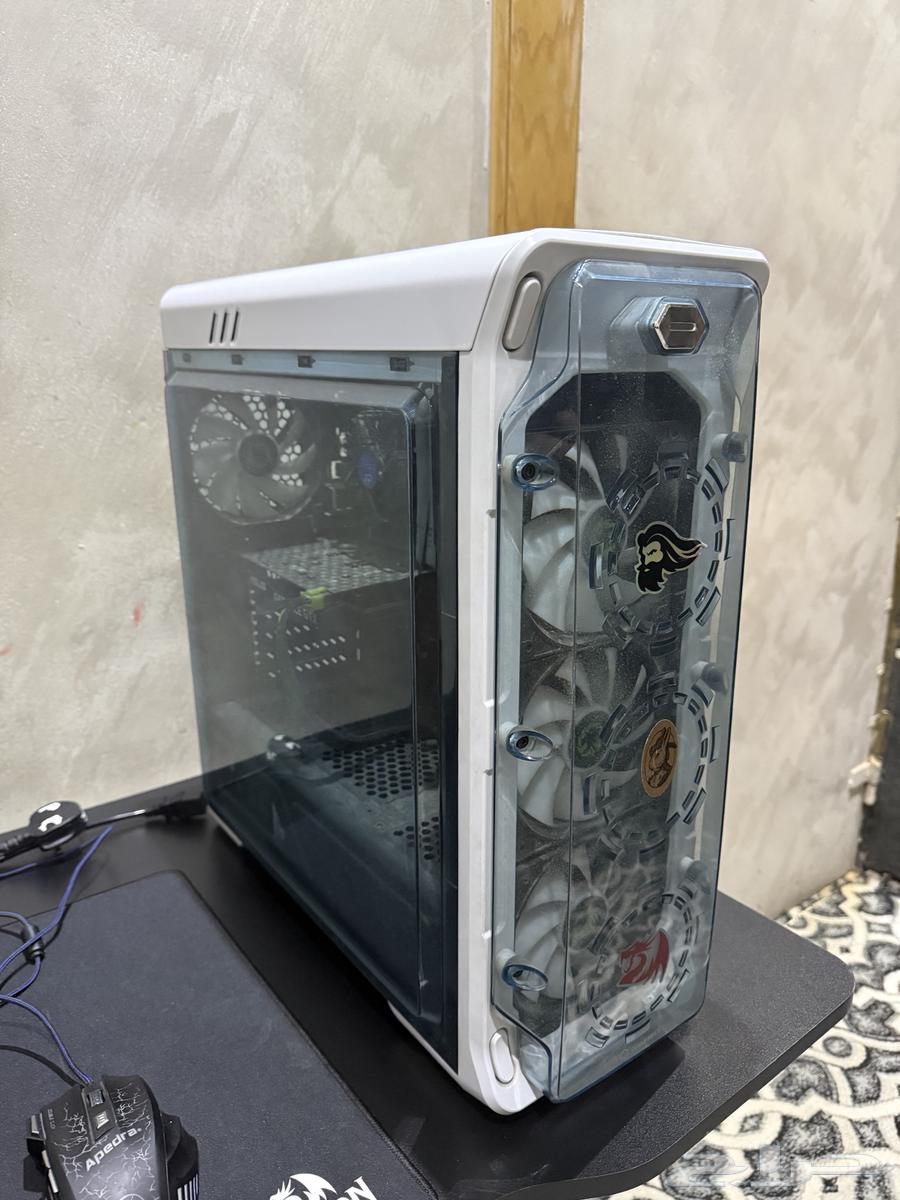 عندي بيسي كمبيوتر مع طاوله و كرسي و ملحقات64623826332289112