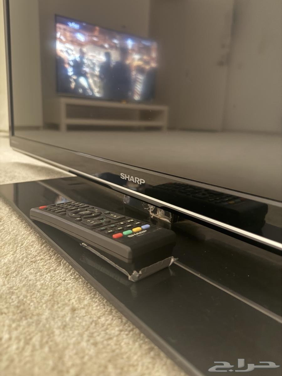 Sharp TV, Clean64644345334403110