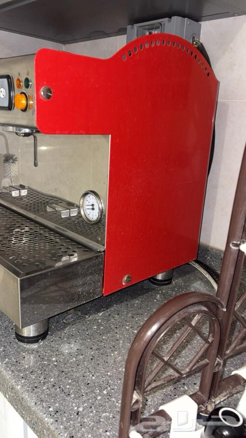 مكينة قهوة ايطالية قروبين شبه جديدة brzzera64643786896259111