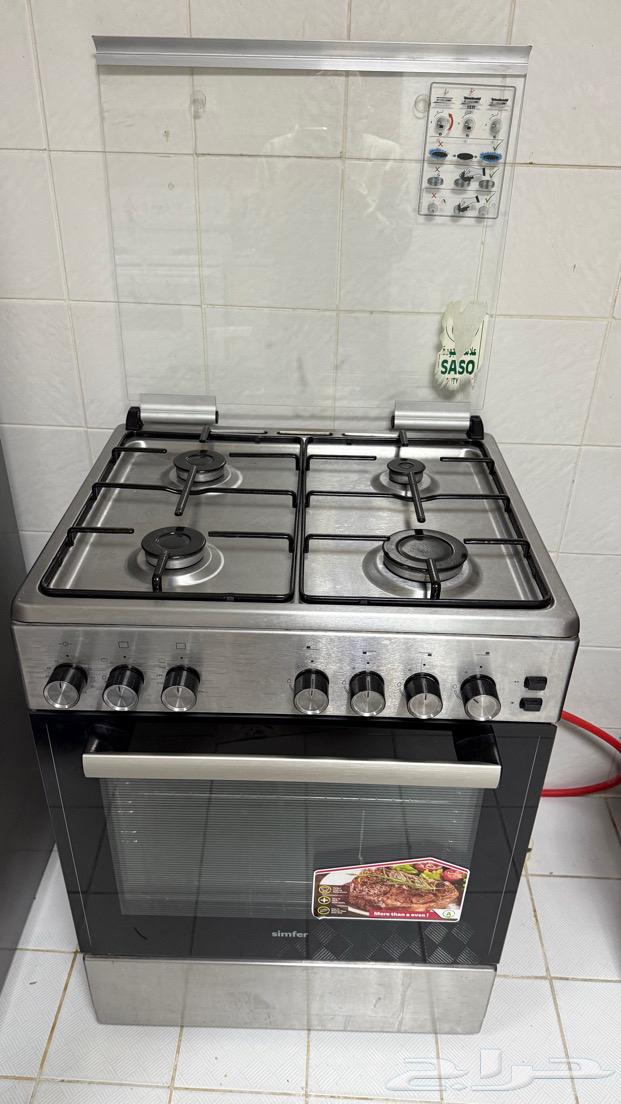 فرن ايطالي شبه جديد سعر شراء 4000 ريال ضمان اكسترا 3 سنوات64638645180930111