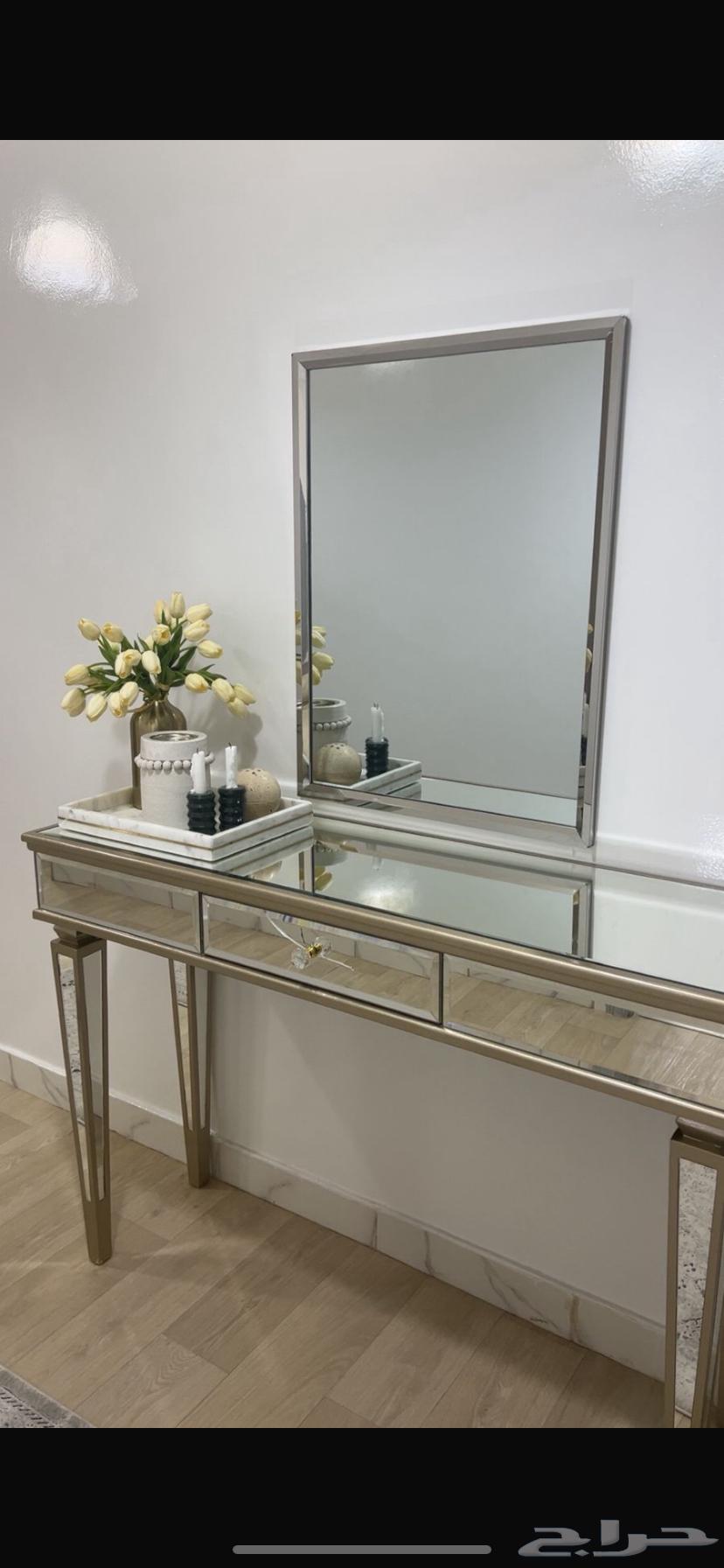 مدخل مرايا شبه جديد64610219489665110