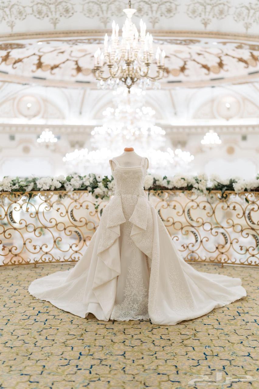 فستان زفاف فاخر جديد مع كامل ملحقاته64641901135235113