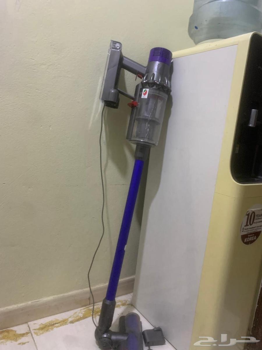 مكنسة دايسون لاسلكية نظيفةجدا ومكنسةذكية بكرتونهاممتازة64616140441730112