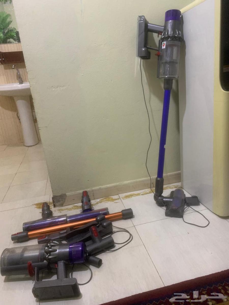 مكنسة دايسون لاسلكية نظيفةجدا ومكنسةذكية بكرتونهاممتازة64616140441730110