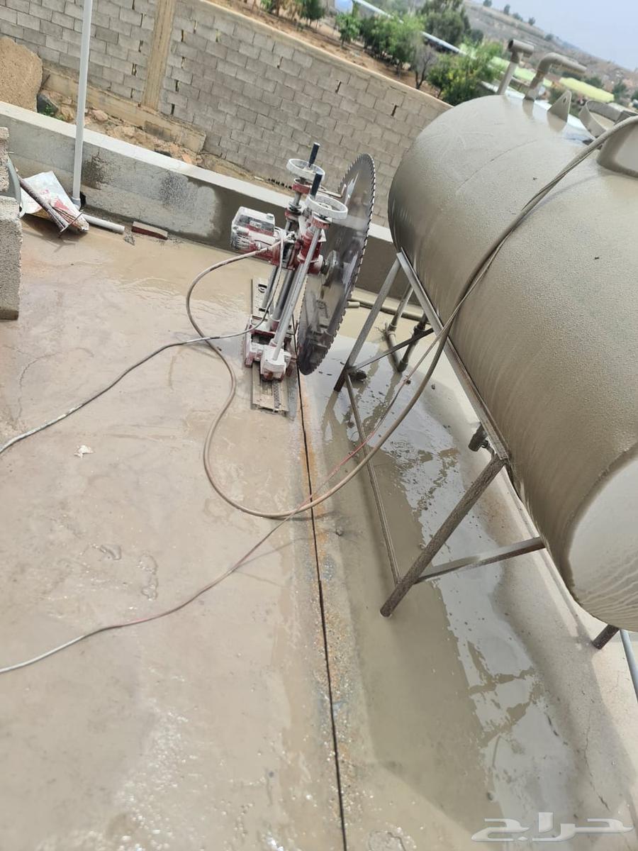 Cutting wall studs with Atlas and installing plaster64164108157441110