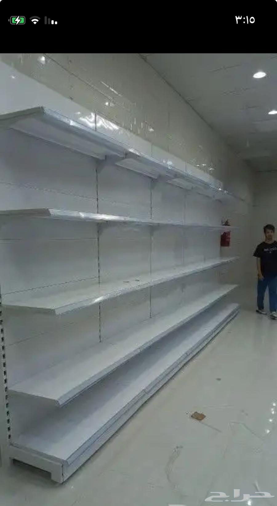 واجهة محل قزاز ورفوف واستاندات فواكه وثلاجتين عرض للبيع64589055080449111