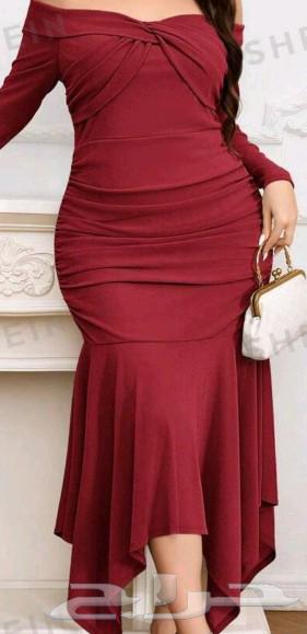 ملابس نسائيه جديده لبيع وشراشف صلاه واحد ازرق واحد زهر63615389975297114