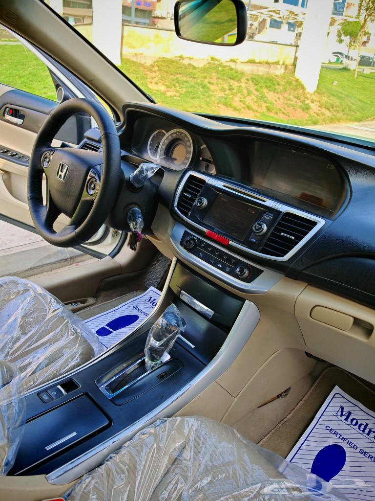 Honda Accord Special 201563616467245441114