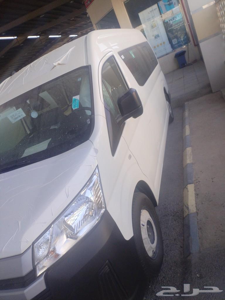 تيوتا باص ركاب بنزين 202563616449108994112