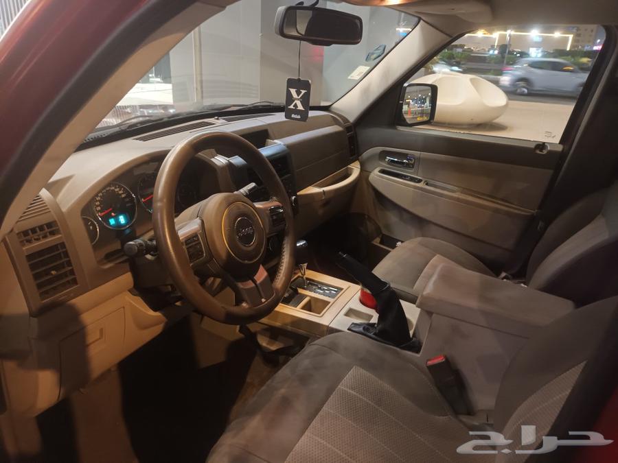 Jeep Cherokee for sale due to travel, low mileage63617564084482114