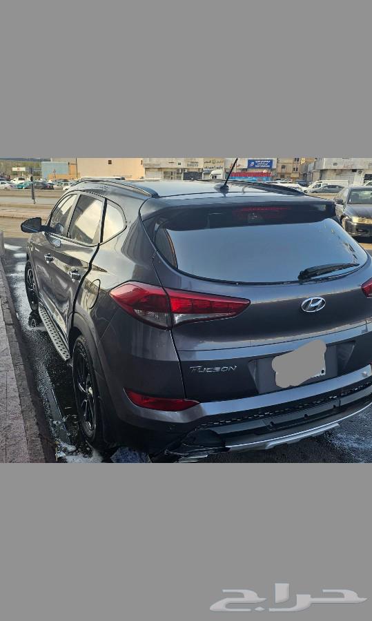 Used for sale automatic transmission gasoline car with 256km mileage for sale63617554428033114