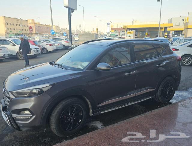Used for sale automatic transmission gasoline car with 256km mileage for sale63617554428033111