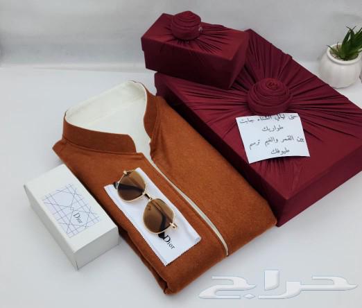 My shirt is made of very high-quality raw material.63299481707522114