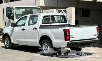 Isuzu D-Max double cab, double rear wheels, without double 202563531826165507114