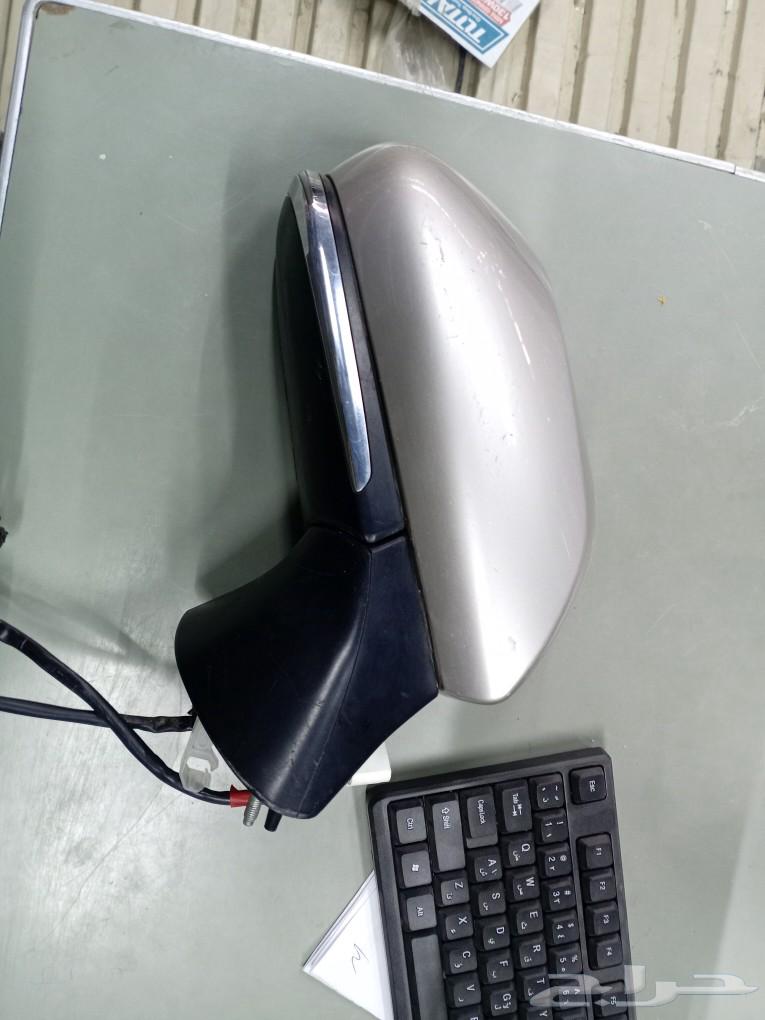We have a right-side mirror for Camry models from 2018 to 2024.63533548563715112