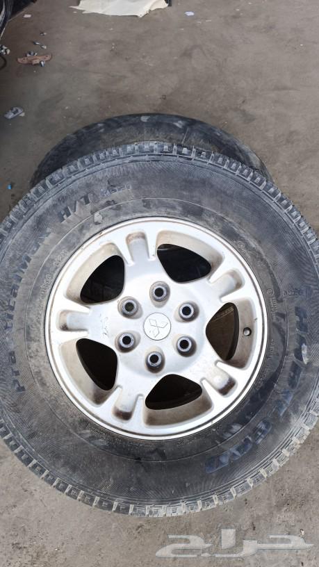 Mitsubishi Pajero spare parts from dismantling63530907657857112