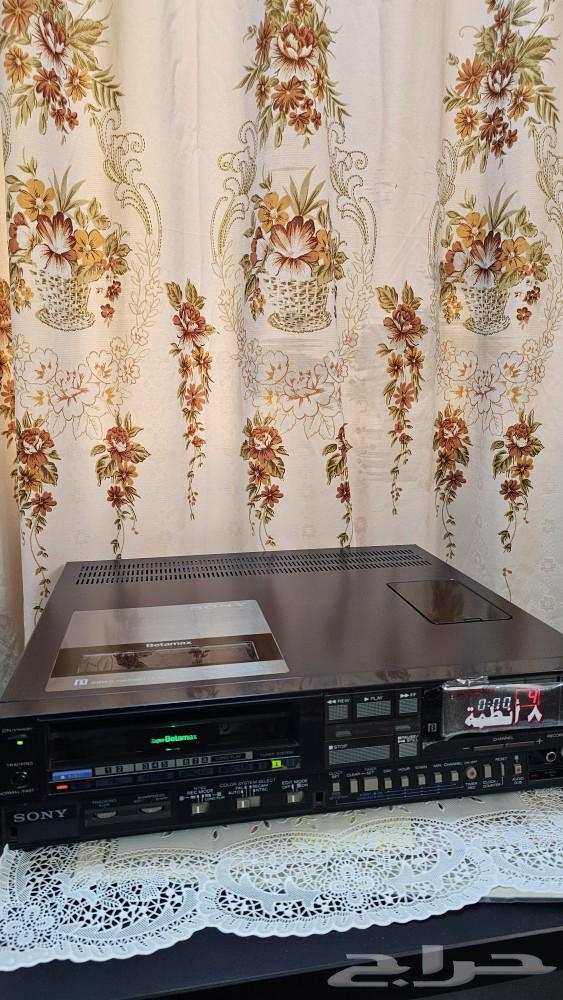 BetaMax video 8 systems of his younger brother63616164815618111