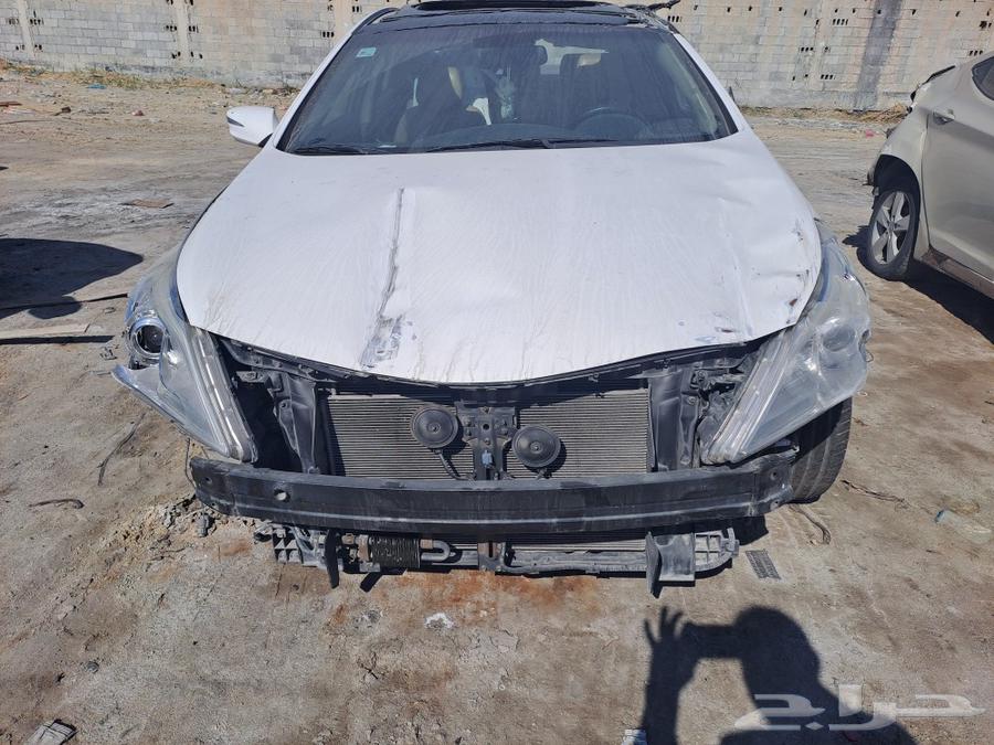Azira 2014 spare parts only, not for sale63516918375298113
