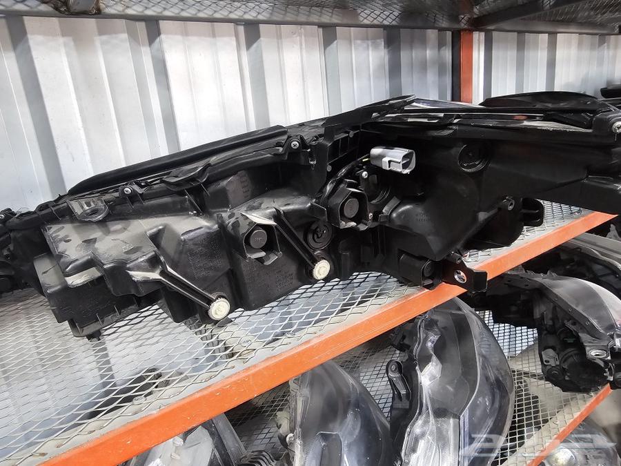 What is the IS Lexus model 2021 202463517914519169111