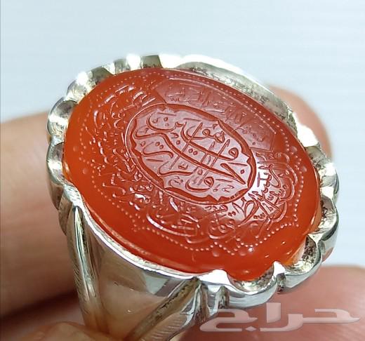 A Yemeni agate ring with engravings632941328888351110