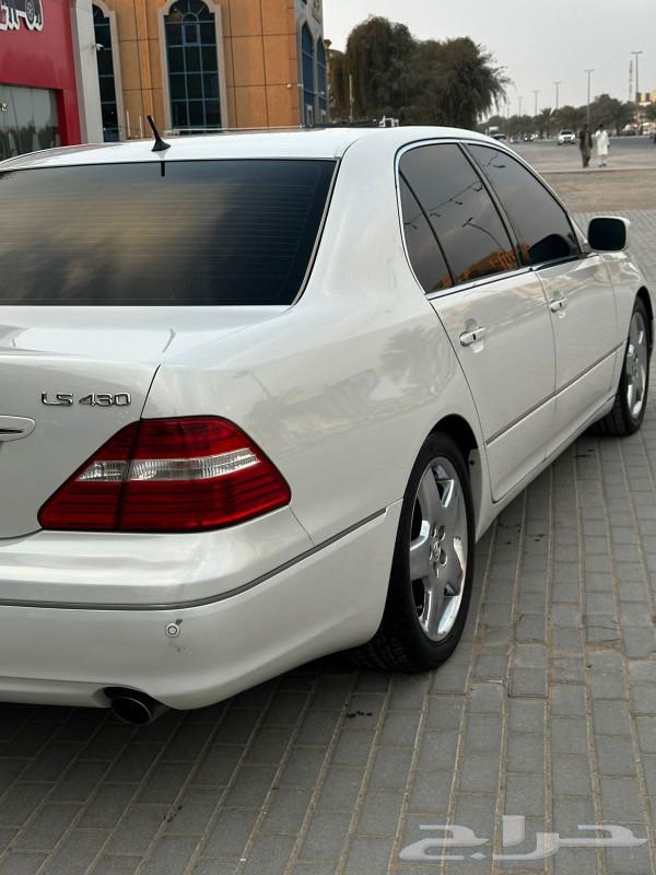 Lexus LS430 2004, very clean, no accidents, no paintwork, original agency car.63515145664771113