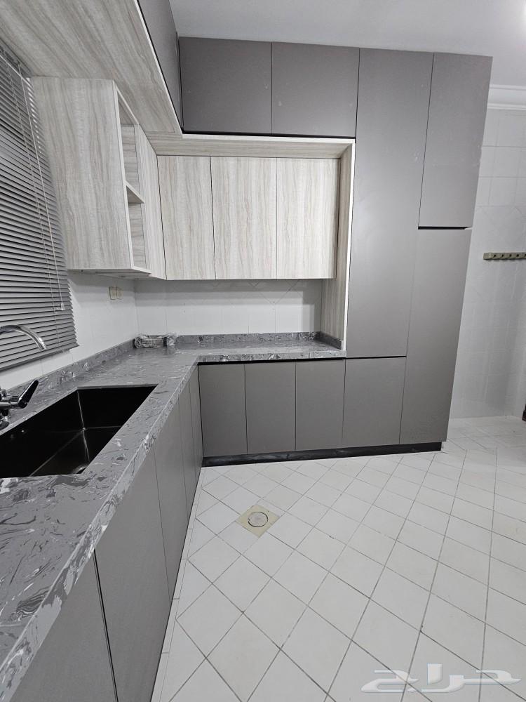 For rent: a floor with the roof and an independent entrance, in Al-Sahafa district63006285387393114