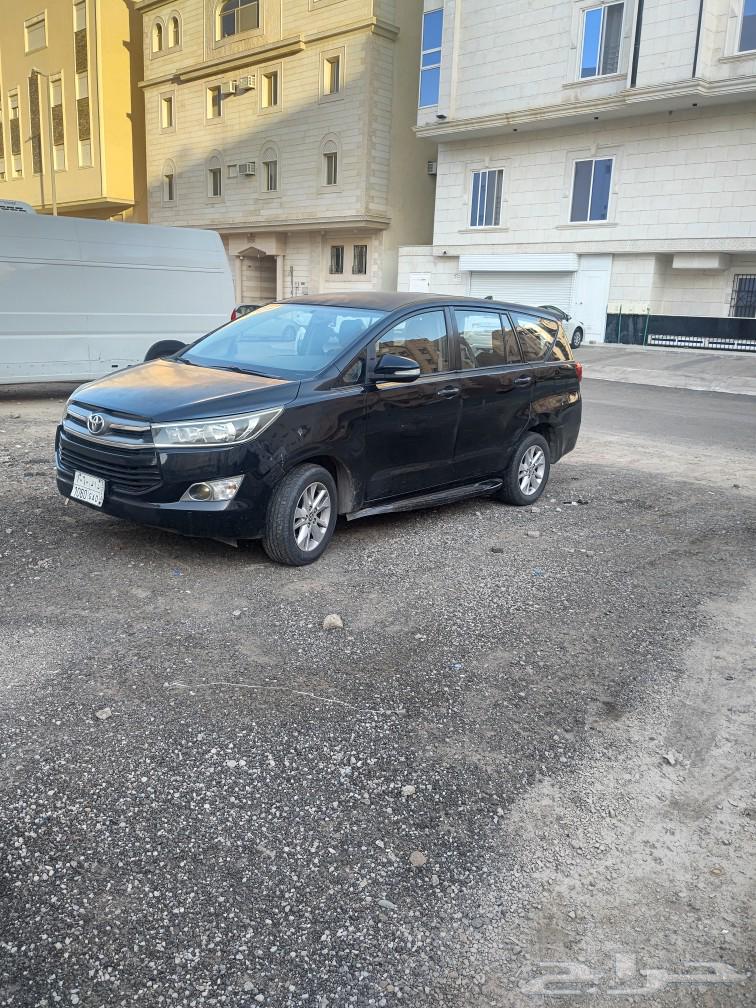 Toyota Innova 201763616759003395114
