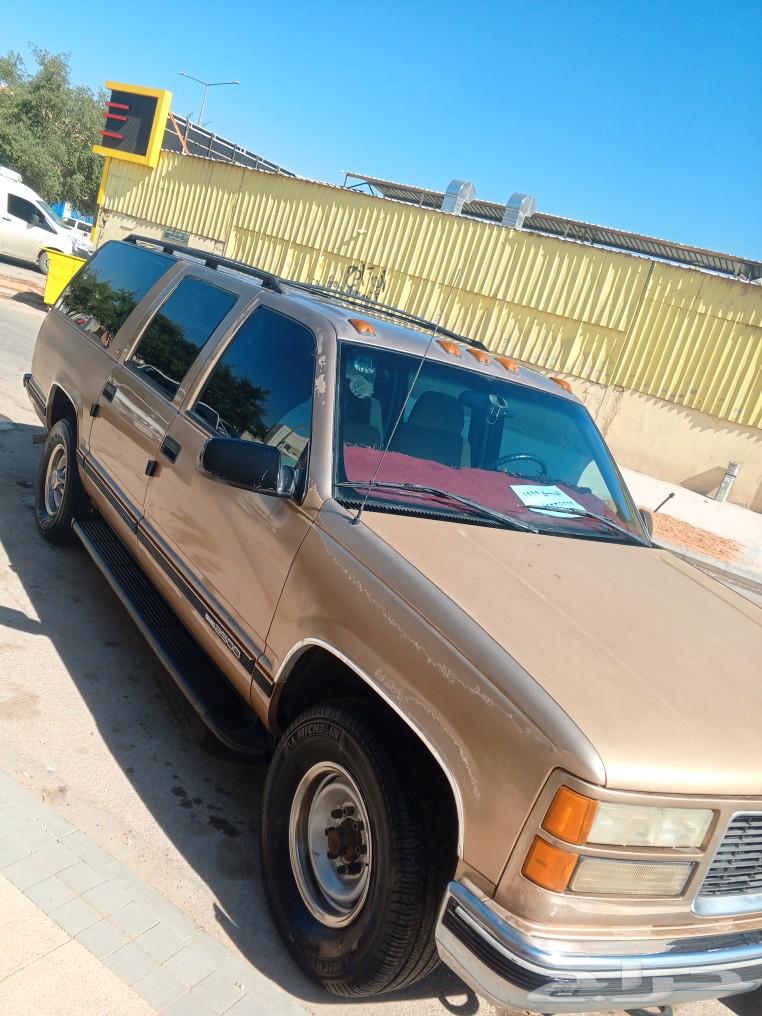 GMC Suburban Royal Golden63515343576962112