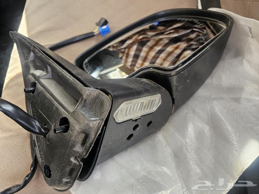 New Tahoe Yukon mirror from model 2000 to model 2006 for sale63502725078275111