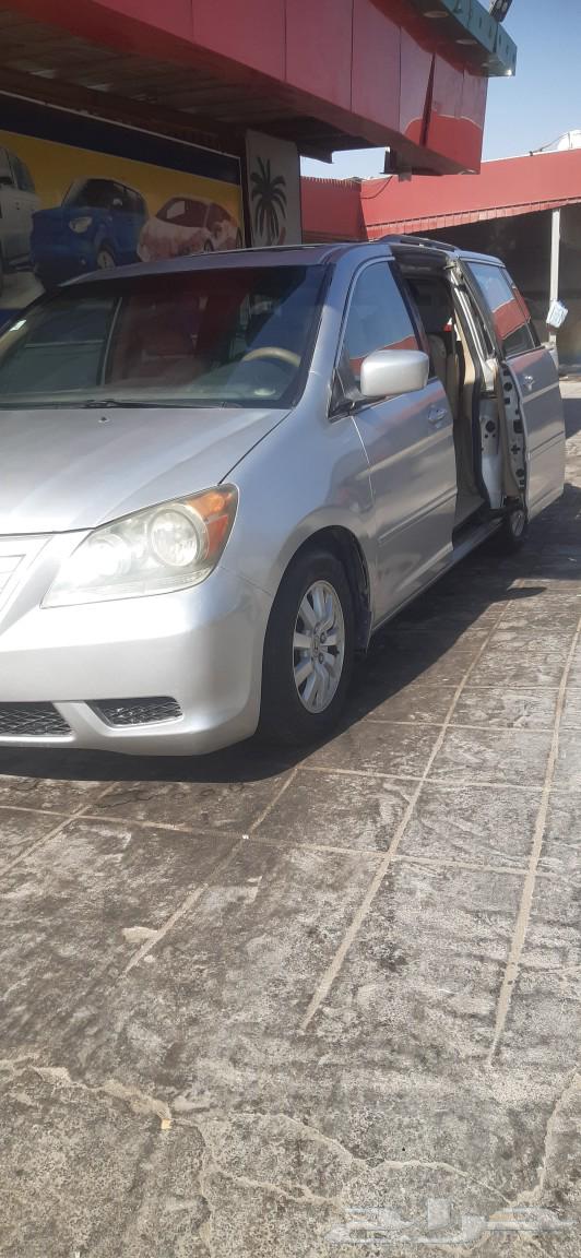 توصيل طلاب توصيل موظفات توصيل دوامات سيارة عائلية630248974626571110