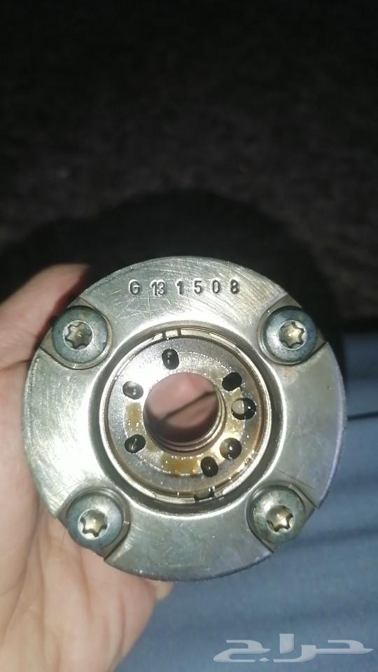 The Mercedes 550S machine cover is missing.63499767353602111