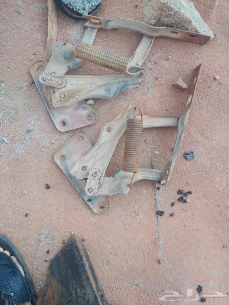 Jeep parts, each piece 50 riyals .. Al Gharbia, Mecca site.63496395507457113