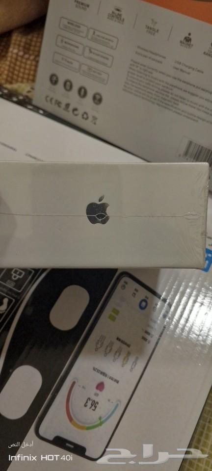 Apple Earbuds 2nd generation63281293737729111