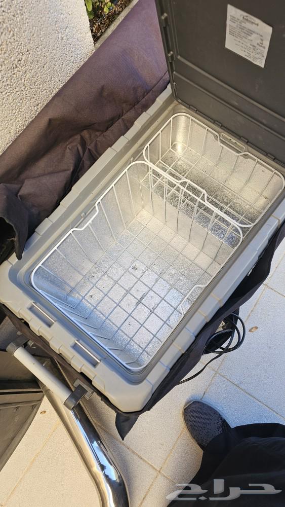 Tanki and tray of the pool and car fridge63290126414209114