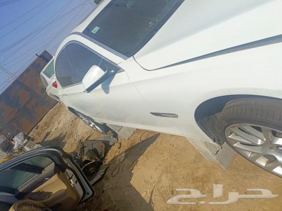 بي ام دبليو حجم 750 البيع قطع63490652795266112